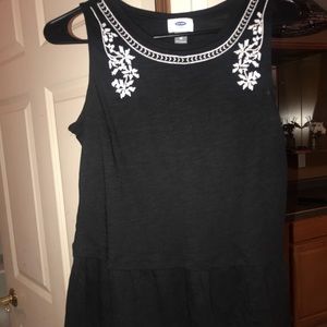 Black & white peplum tank
